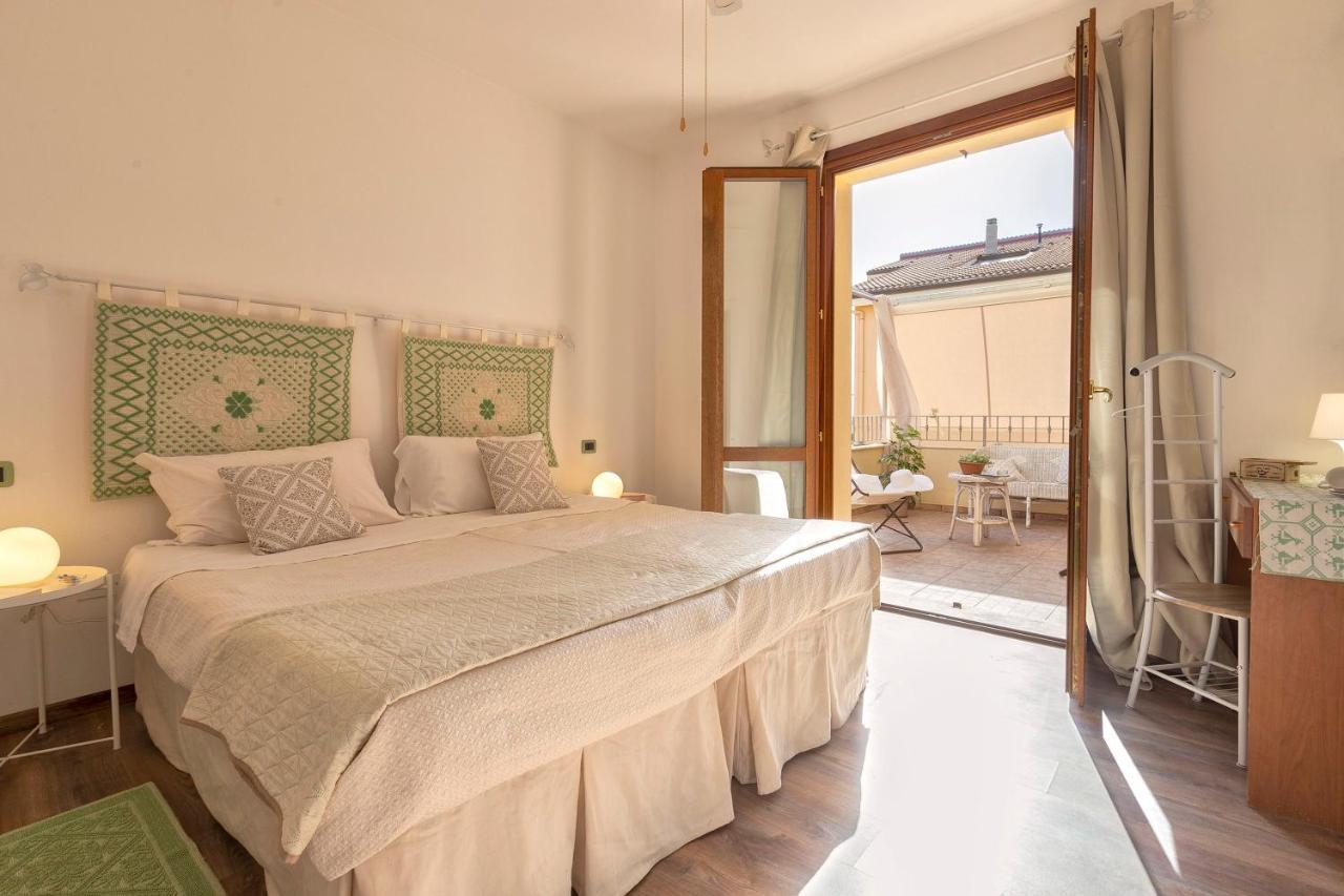 Sardinia Guest House Олмедо Екстериор снимка