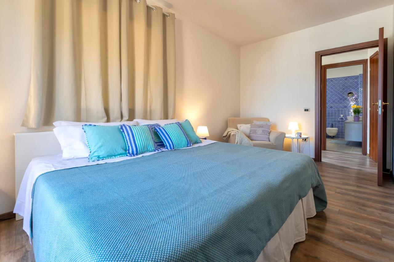 Sardinia Guest House Олмедо Екстериор снимка